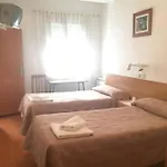 Miraflores Хостел Сарагоса